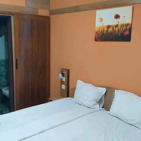 вишнева градина 3*