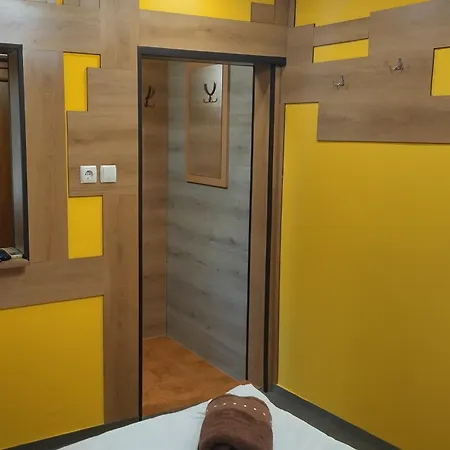 вишнева градина Vendégház 3*