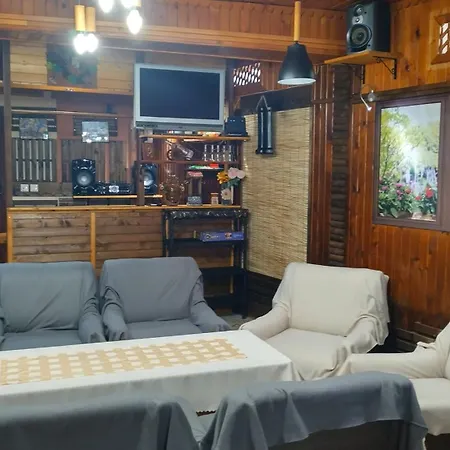 вишнева градина Bresztnik