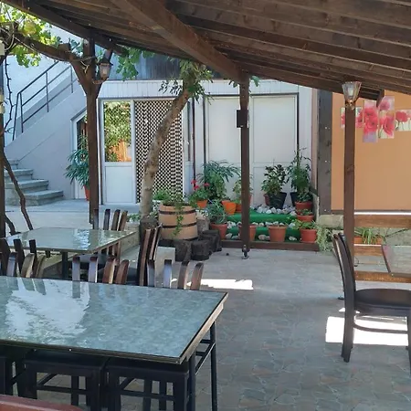 Vendégház вишнева градина Bresztnik