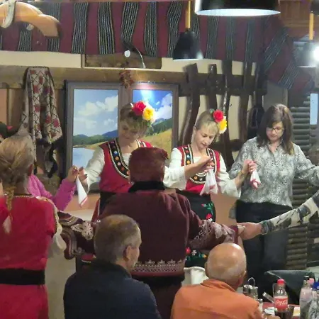 вишнева градина 3* Brestnik