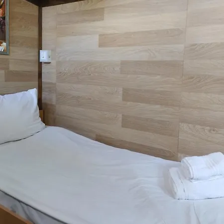 вишнева градина